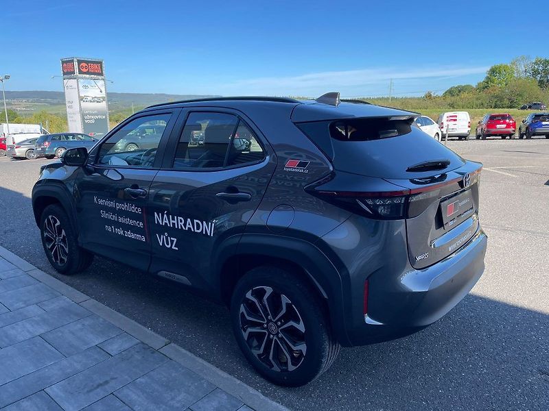 Toyota Yaris Cross MY25 1.5 HEV Style - fotka 7 z 29
