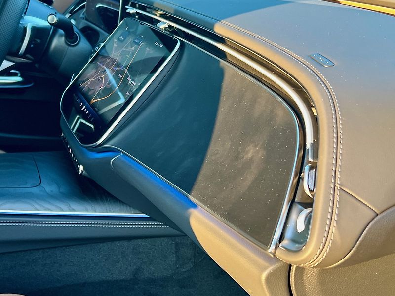 Mercedes-Benz Třídy E (2026) 220 d 4MATIC Linie AMG - fotka 15 z 27