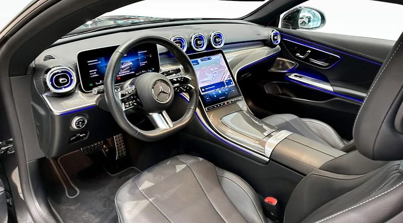Mercedes-Benz CLE 300 AMG 360k Panorama BLIS LED - fotka 11 z 23
