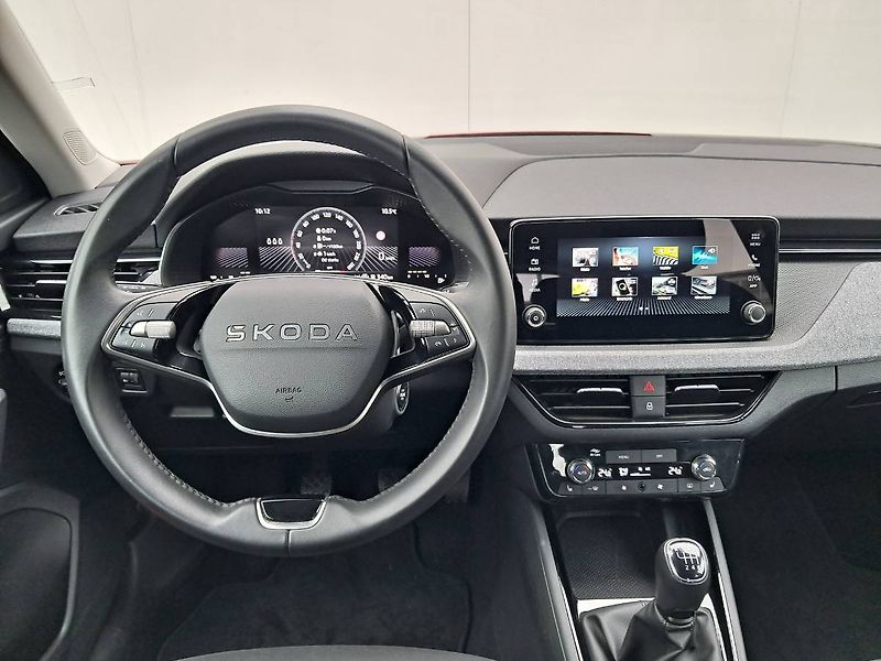 Škoda Kamiq (2024) Selection 1.0 TSI / 85 kW  M6 - fotka 8 z 26