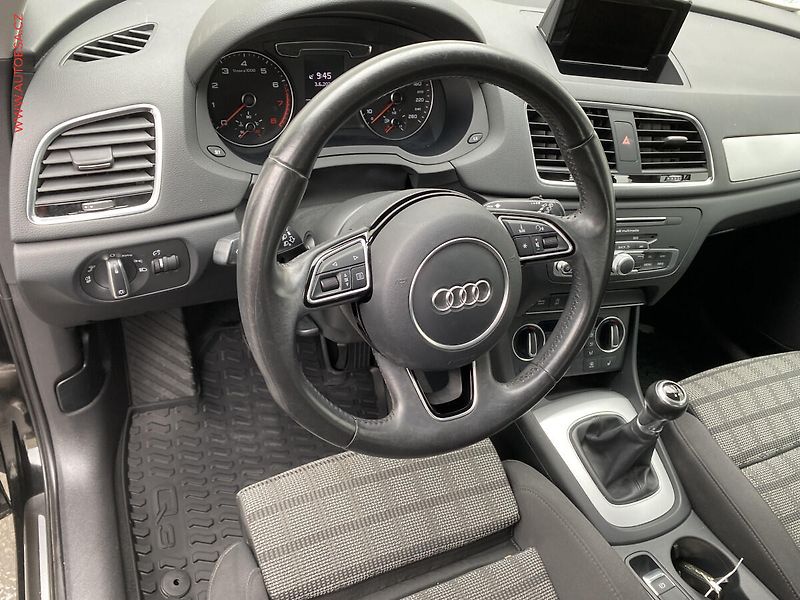 Audi Q3 (2015) 2.0 TFSi, Bixen, navi, TZ - fotka 12 z 17