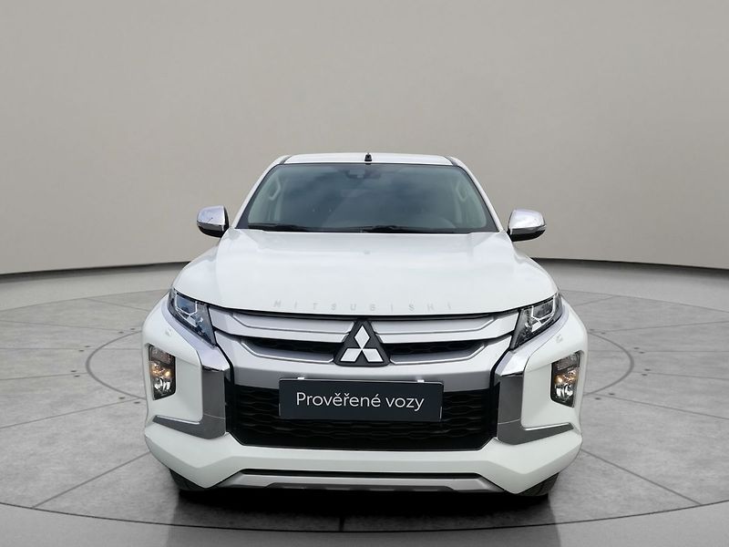 Mitsubishi L200 Intense 2.2 DI-D 4WD DC - fotka 4 z 21