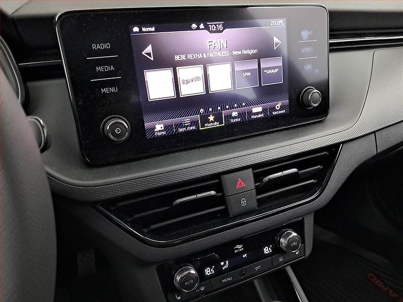 Škoda Kamiq (2024) Ambition 1.0 TSI - fotka 12 z 22
