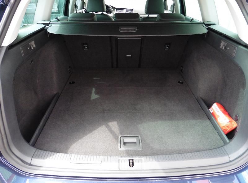 Volkswagen Golf Variant 1.4 TSi Highline Navi - fotka 6 z 14
