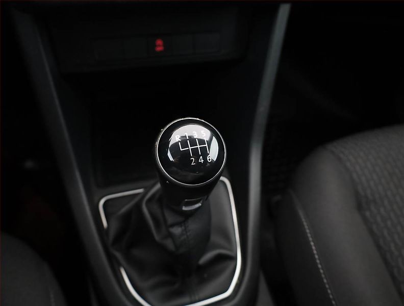 Volkswagen Caddy (2017) 1.4 TGI CNG, 5Míst, ČR - fotka 12 z 17