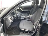 BMW Řada 1 (2013) 1.6i 116i, AC, bixen, park - náhled 9