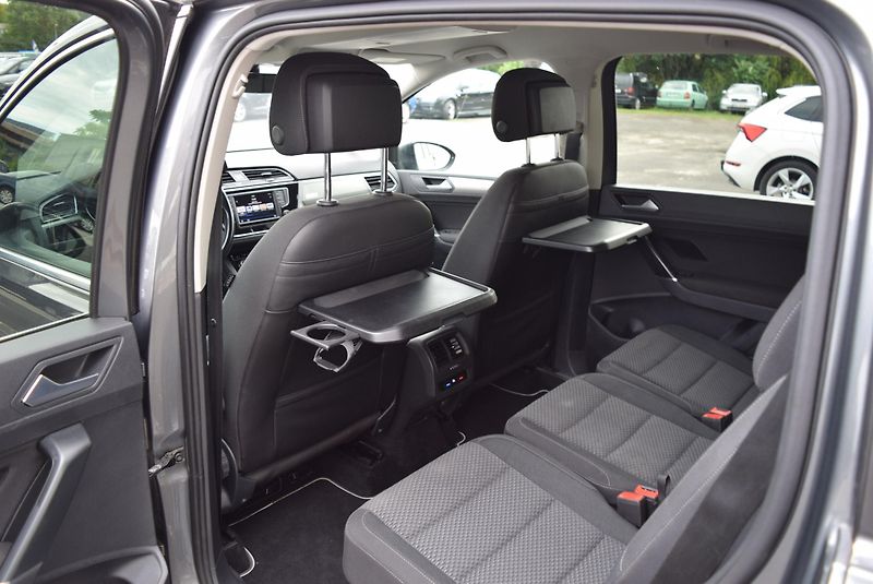 Volkswagen Touran (2017) 1.4TSI 110kw 7MÍST CLBMT APP  - fotka 17 z 46