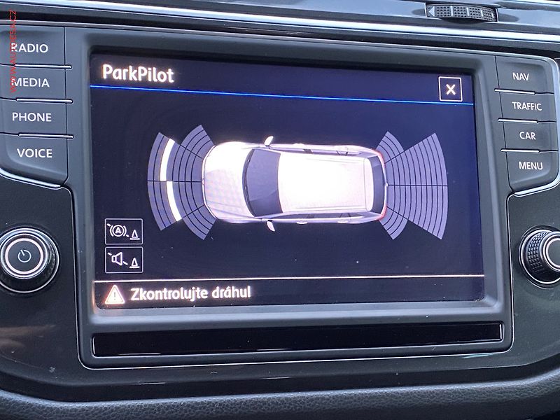 Volkswagen Tiguan (2017) 1.4 TSi, Sound, navi, +kola - fotka 16 z 17