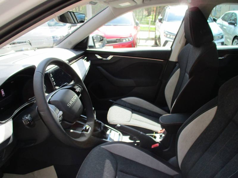 Škoda Kamiq Top Selection 1,0TSI 85kW DSG/ - fotka 9 z 14
