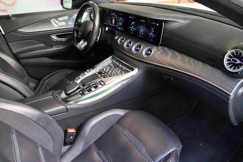 Mercedes-Benz AMG GT 53 4MATIC+ 4D 320kW DPH - fotka 45 z 49