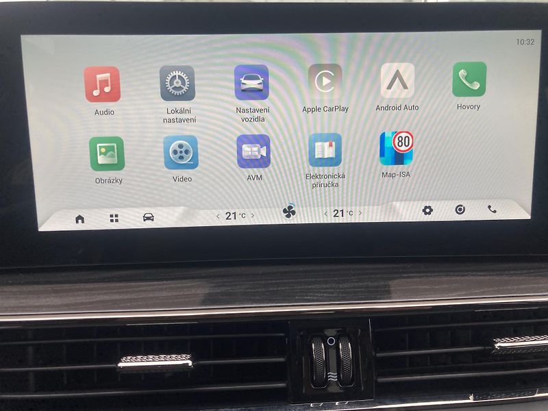 Omoda 5 (2026) HEV Premium 1.5 TGDi - fotka 10 z 13
