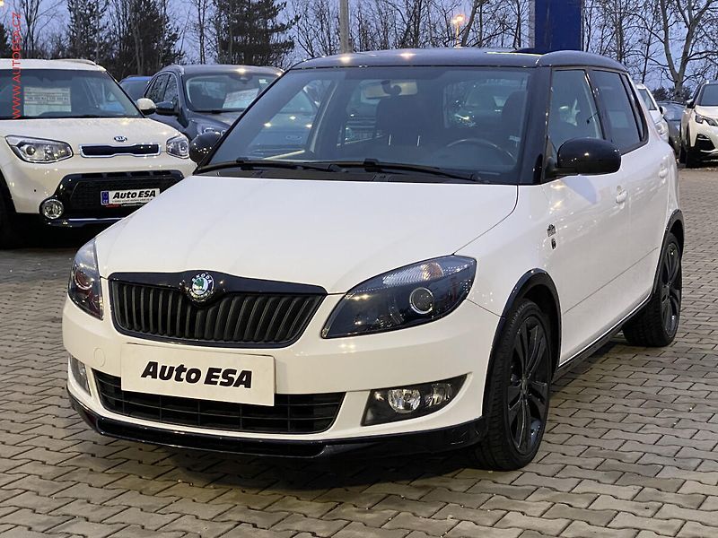 Škoda Fabia (2013) 1.2 TSi, Monte Carlo, navi, - fotka 3 z 18