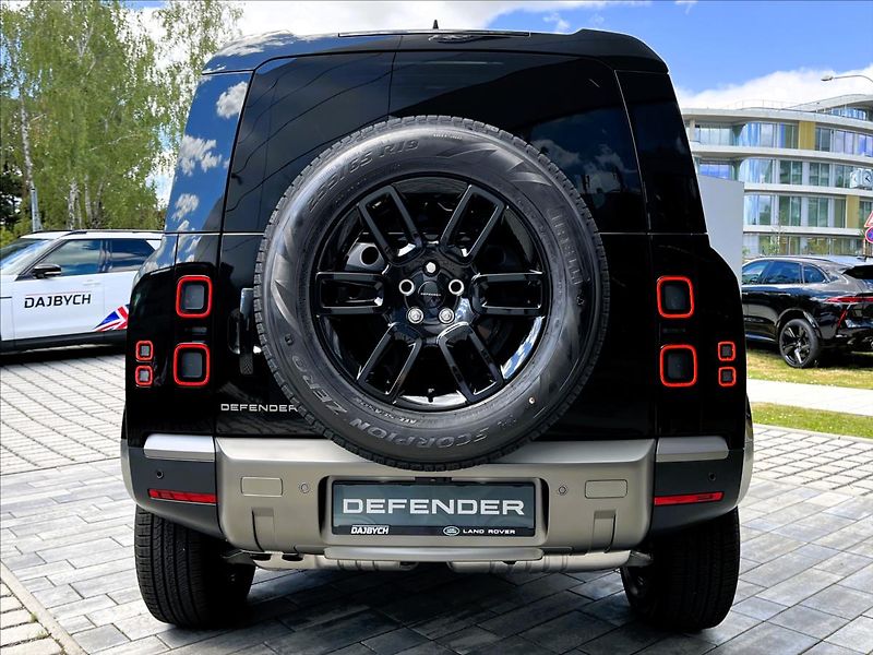 Land Rover Defender (2026) 110 D200 S - fotka 5 z 27