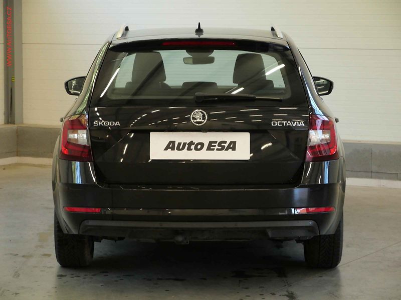 Škoda Octavia (2019) 1.6 TDi, Style, DSG, navi - fotka 5 z 23
