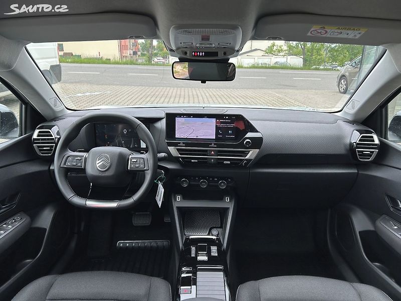 Citroën C4 (2025) PLUS 1.2 PureTech 1 - fotka 6 z 15