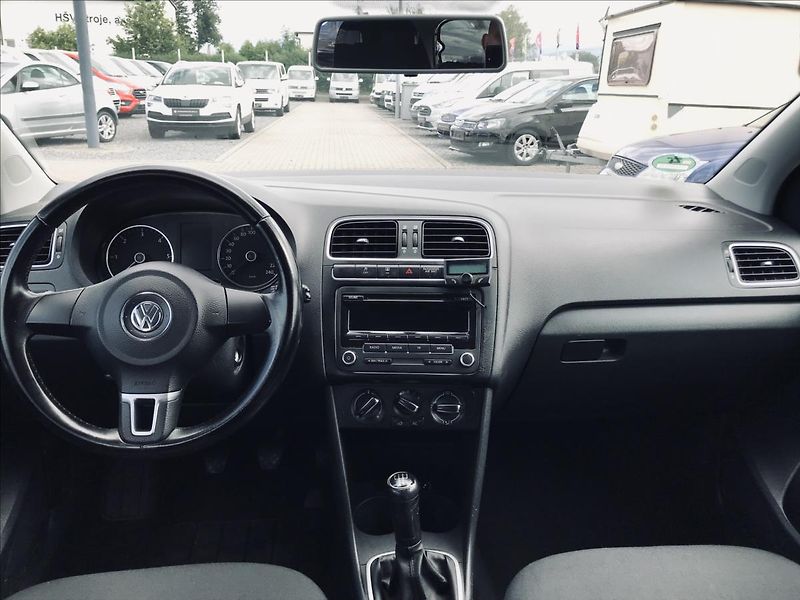 Volkswagen Polo 1,2 - fotka 11 z 16