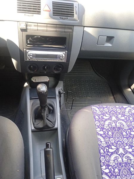 Škoda Fabia (2001) 1,4 benzín+LPG - fotka 10 z 11