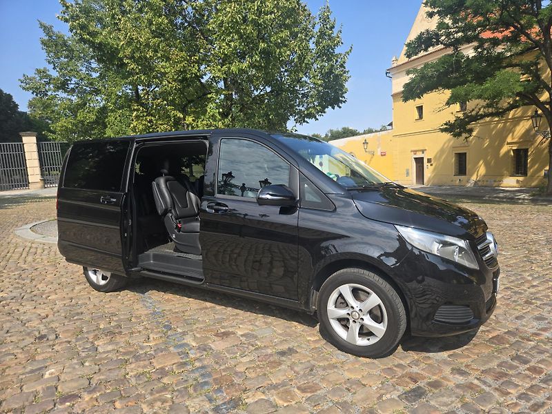 Mercedes-Benz Třídy V (2017) V 250d/L, ČR od MAJITELE - fotka 10 z 18