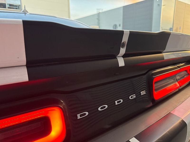 Dodge Challenger (2017) - fotka 15 z 46