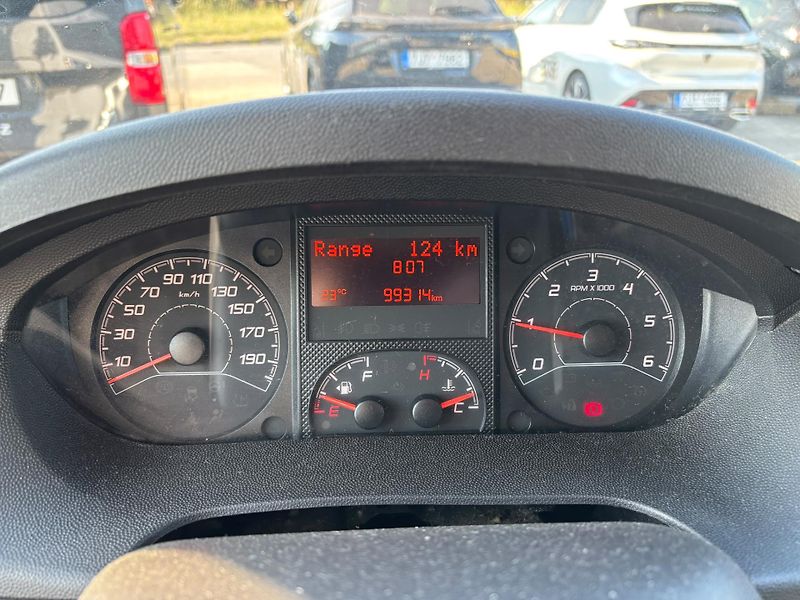 Citroën Jumper L2H2 2.2 BlueHDi 140 - fotka 14 z 18