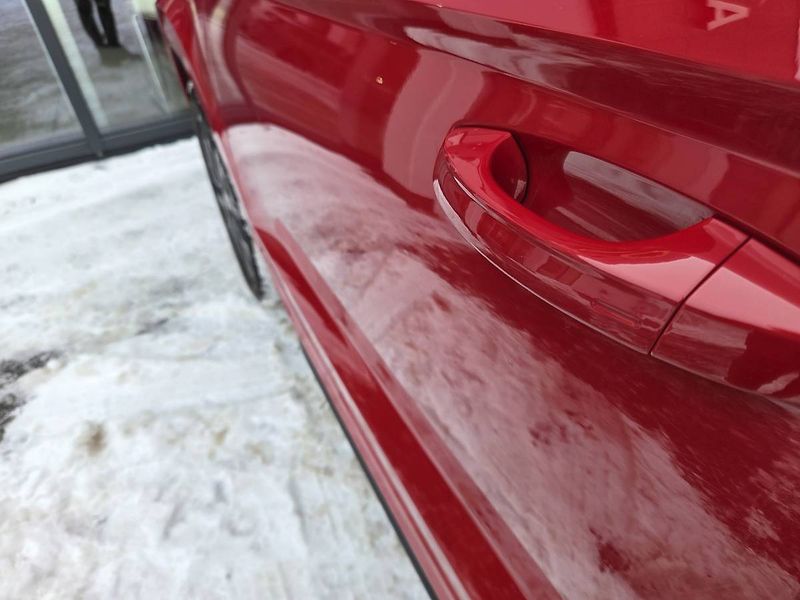 Škoda Karoq Sportline 1.5 TSI DSG tažné - fotka 10 z 45
