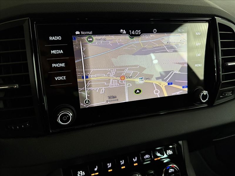Škoda Karoq SPORTLINE 1.5TSI DSG ACC DCC - fotka 19 z 43