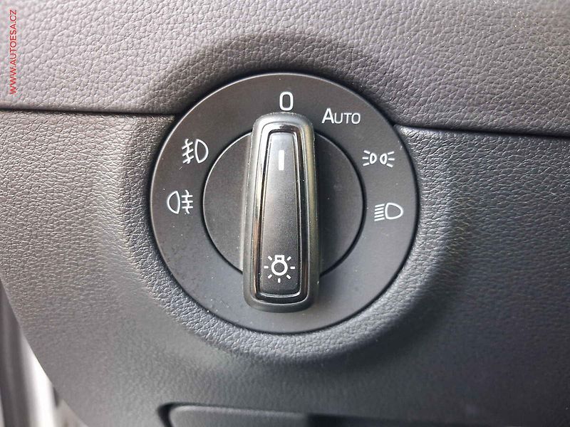 Škoda Octavia (2017) 2.0 TDi, Drive, DSG, LED - fotka 16 z 21