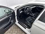 Volkswagen Passat Highline R-line DSG 4MOTION 2, - náhled 4