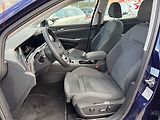 Volkswagen Golf (2022) 2.0 TDi, Style, LED - náhled 8