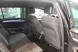 Volkswagen Passat (2023) 2.0TDI R-Line Paket Nez.Topení - náhled 25