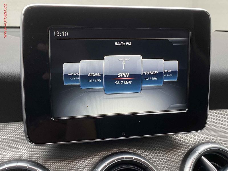 Mercedes-Benz CLA (2017) 1.6T 200, AT, LED, navi - fotka 17 z 18