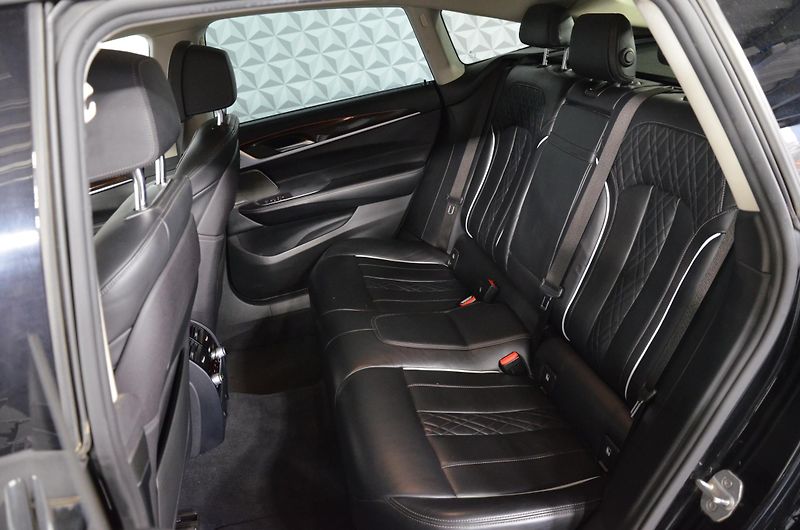 BMW Řada 6 (2018) 640d GT XDRIVE Luxury - fotka 21 z 28