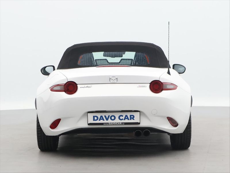 Mazda MX-5 2,0 Skyactiv-G160 118kW Revolu - fotka 6 z 35