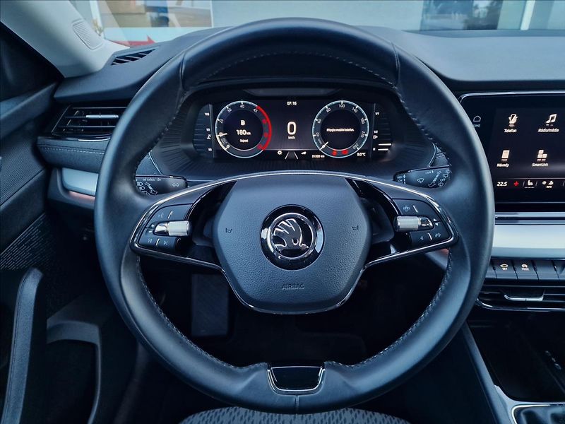 Škoda Octavia 2.0 TDi Style,původ ČR,1.Maj. - fotka 21 z 50