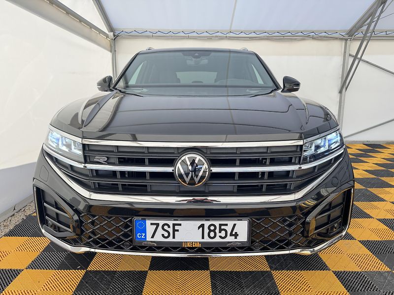 Volkswagen Touareg 3.0d*DPH*R-LINE*Final Edition* - fotka 3 z 50