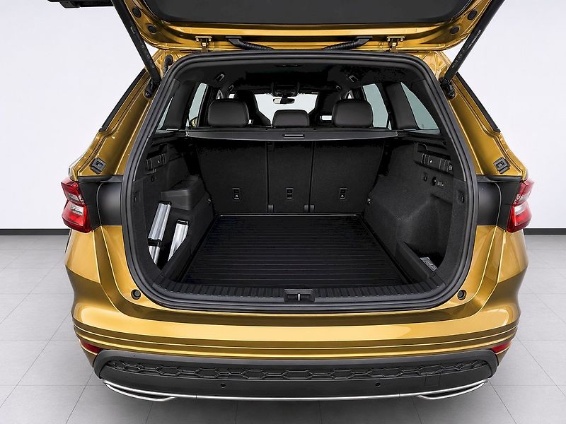 Škoda Kodiaq (2026) SPORTLINE 4X4 TD 142/2.0 A7A - fotka 10 z 57