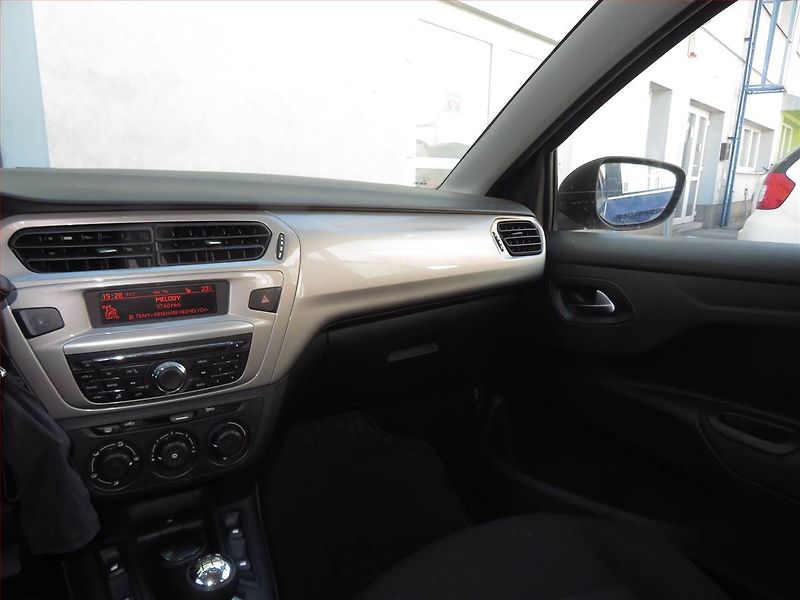 Citroën C-Elysée (2017) 1.2 PureTech, Tempomat - fotka 8 z 13
