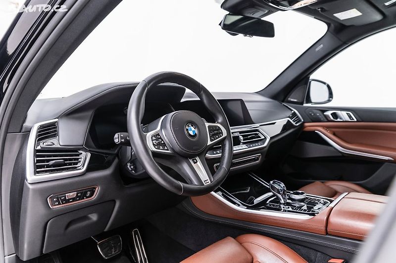 BMW X5 xDrive30d*servis*plná výbava - fotka 6 z 47