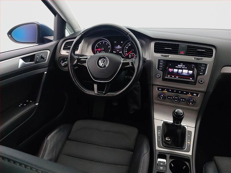 Volkswagen Golf (2014) Comfortline 1.2 TSI, ČR,1.maj - fotka 7 z 17