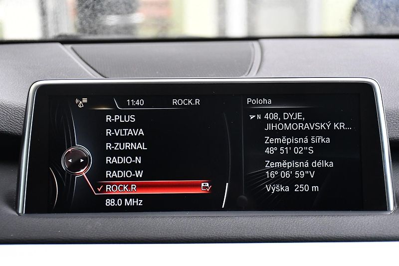 BMW X5 xDrive40d  K360°ACC ČR - fotka 29 z 38