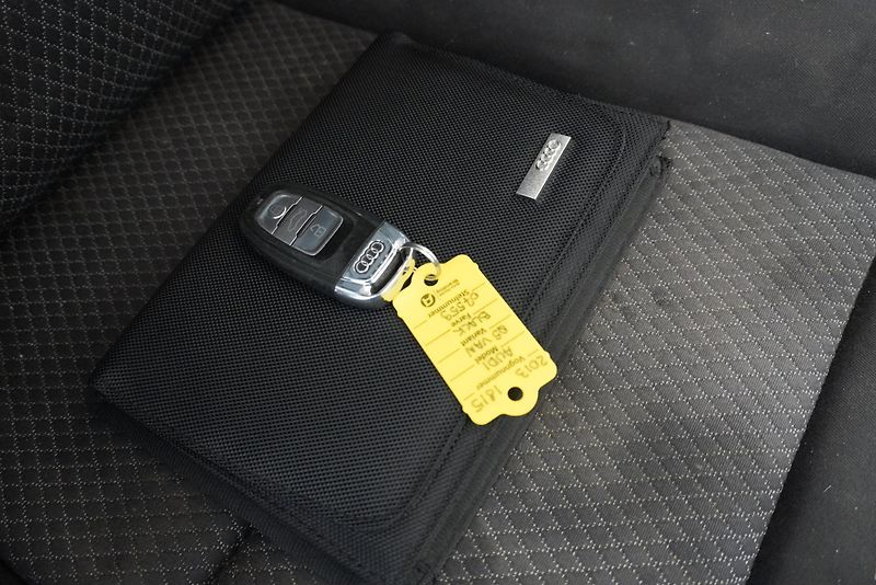 Audi Q5 VAN 3,0 TDI QUATTRO AUT. - fotka 28 z 28