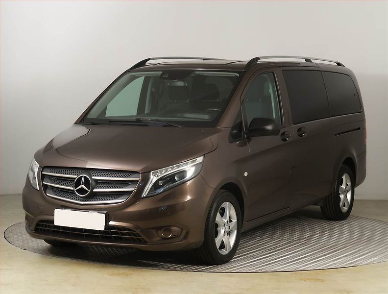 Mercedes-Benz Vito (2017) 119 CDI 4x4, Bus, 8Míst, ČR - fotka 2 z 21