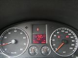 Volkswagen Golf 1,4 i16V serviska,ČR,2.majitel - náhled 32