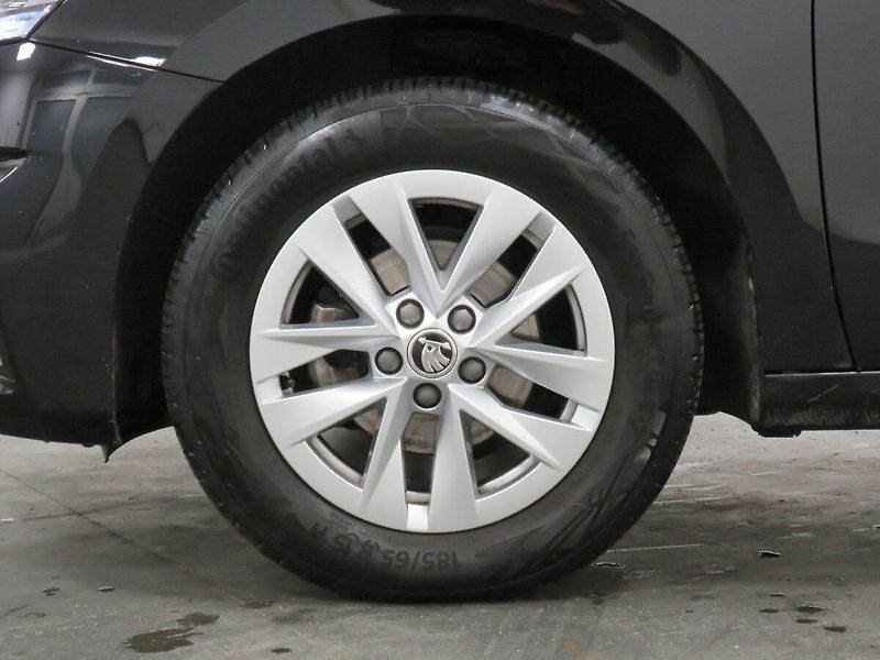 Škoda Fabia - fotka 10 z 23