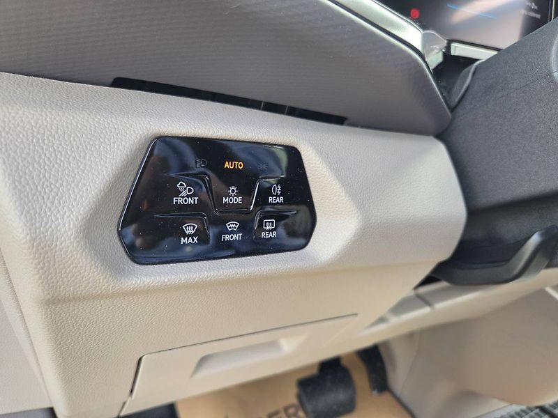 Volkswagen Multivan (2026) 2.0 TDI DSG - fotka 31 z 47