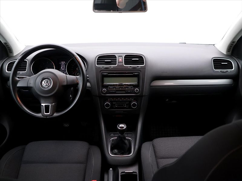 Volkswagen Golf 1,4 MPI 59KW Klimatizace CZ - fotka 24 z 31