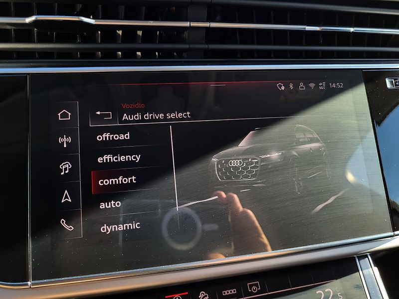 Audi Q7 3.0 V6 TDi 210kW Quattro - fotka 18 z 47