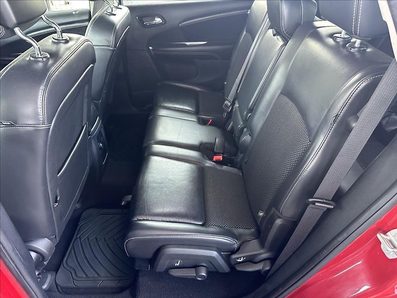 Fiat Freemont 2,0 CROSS 4x4 AUTOMAT - fotka 15 z 32