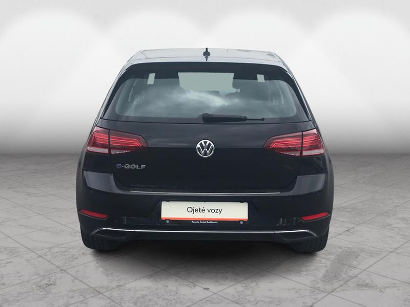 Volkswagen Golf COMFO 100 E1F SoH: 88% - fotka 9 z 29