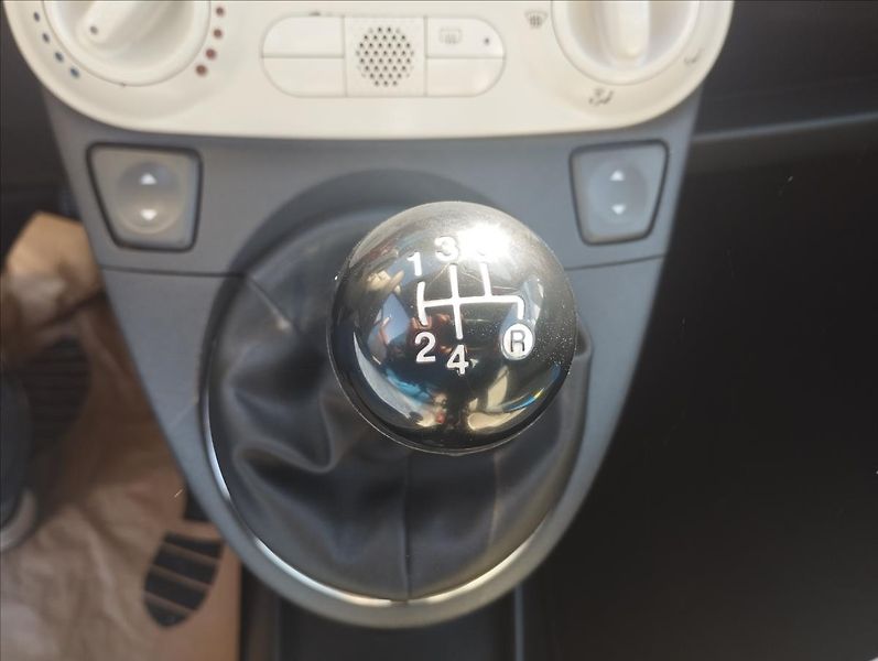 Fiat 500 1,2 51KW - fotka 17 z 18